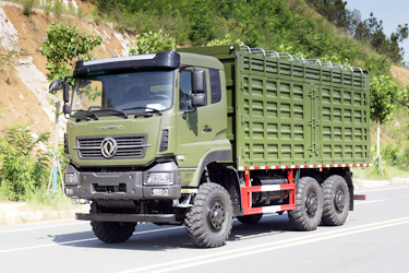 6×6东风大力神越野专用车_六驱340马力重型商用卡车_5800mm2米加高载货车